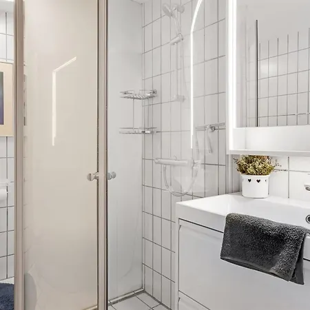 Radica - 50m From The Sea By Interhome Leilighet *